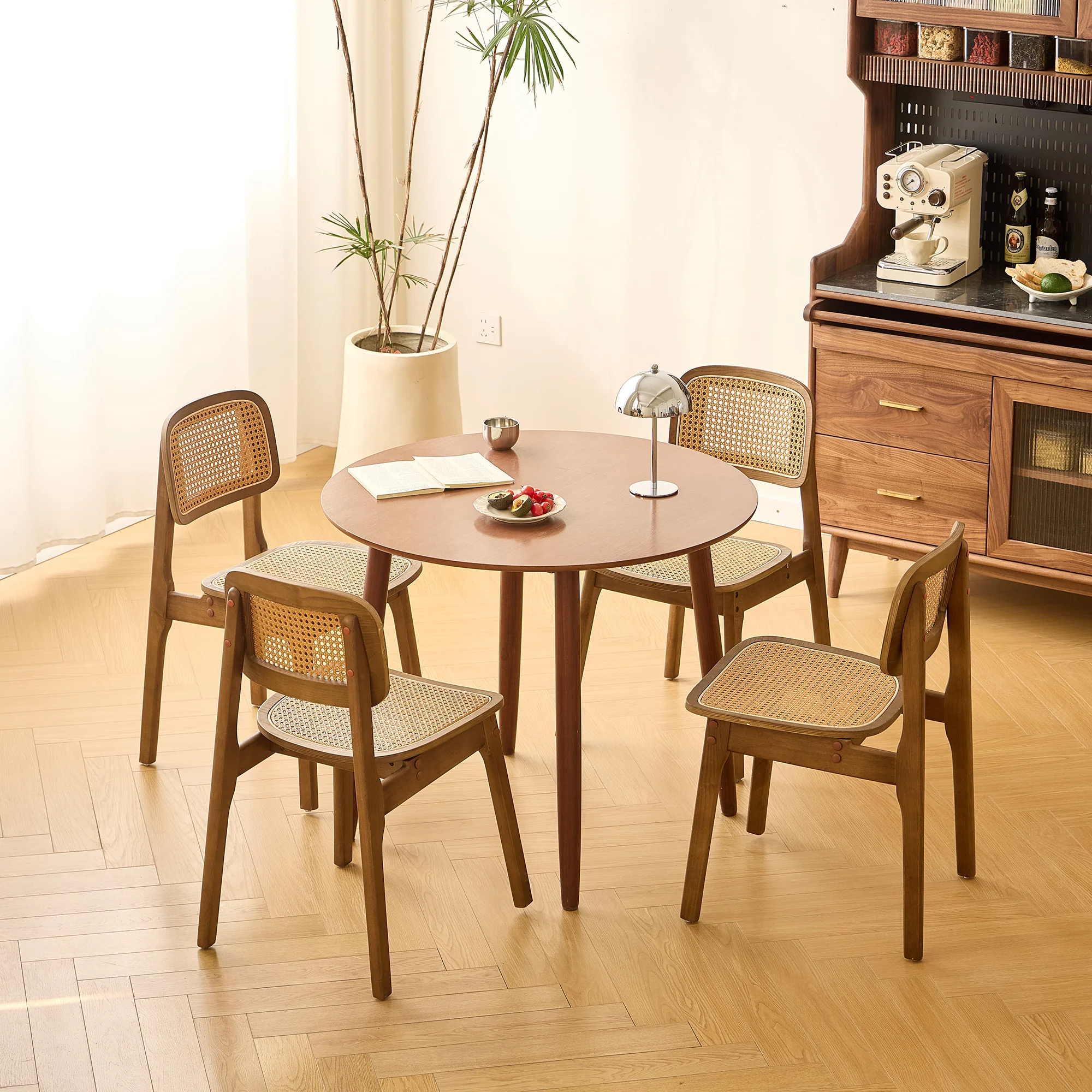 BAIA - Lot de 2 chaises de salle à manger en bois foncé et rotin naturel - Image 3