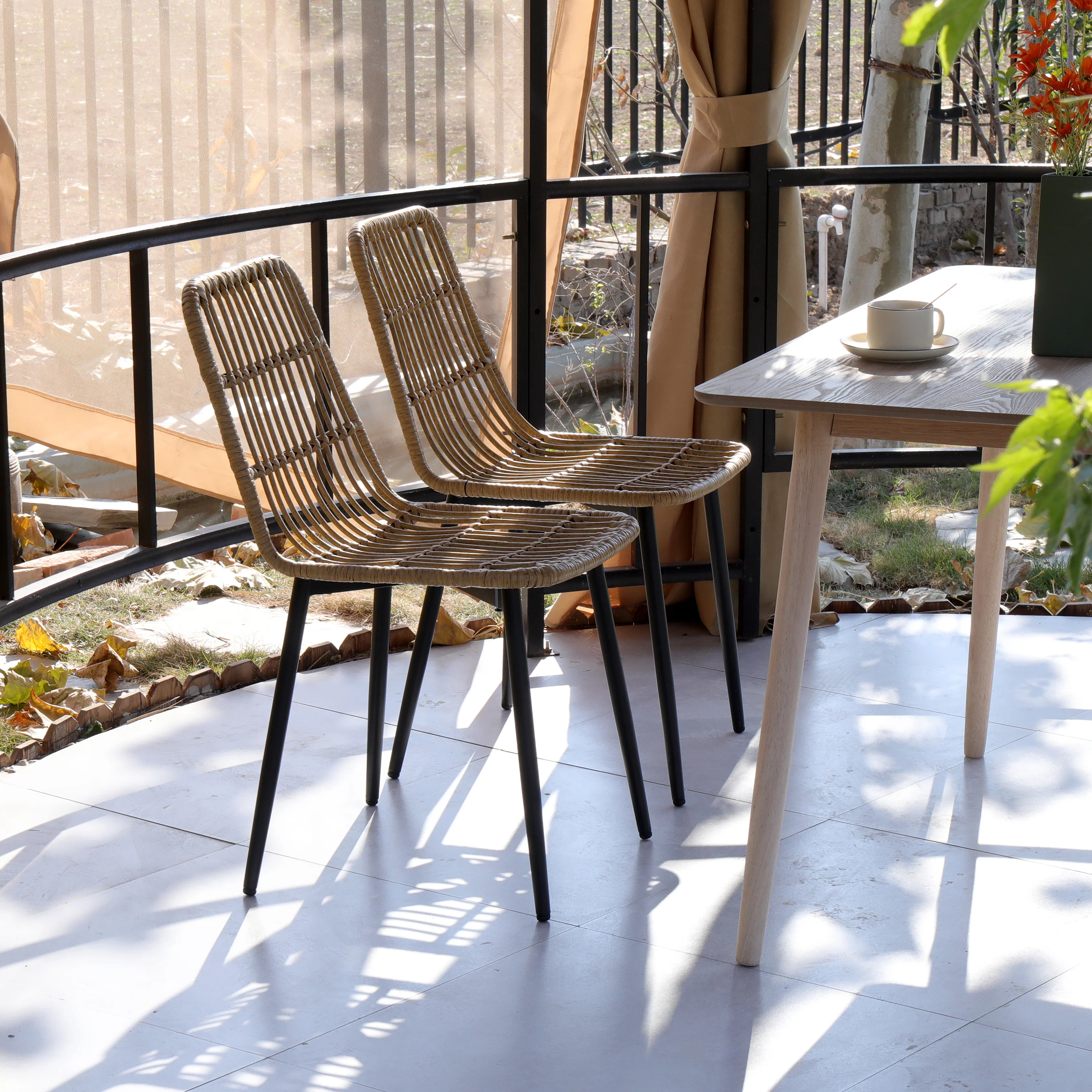 BANGKOK - Lot de 4 chaises en métal et rotin - Image 9