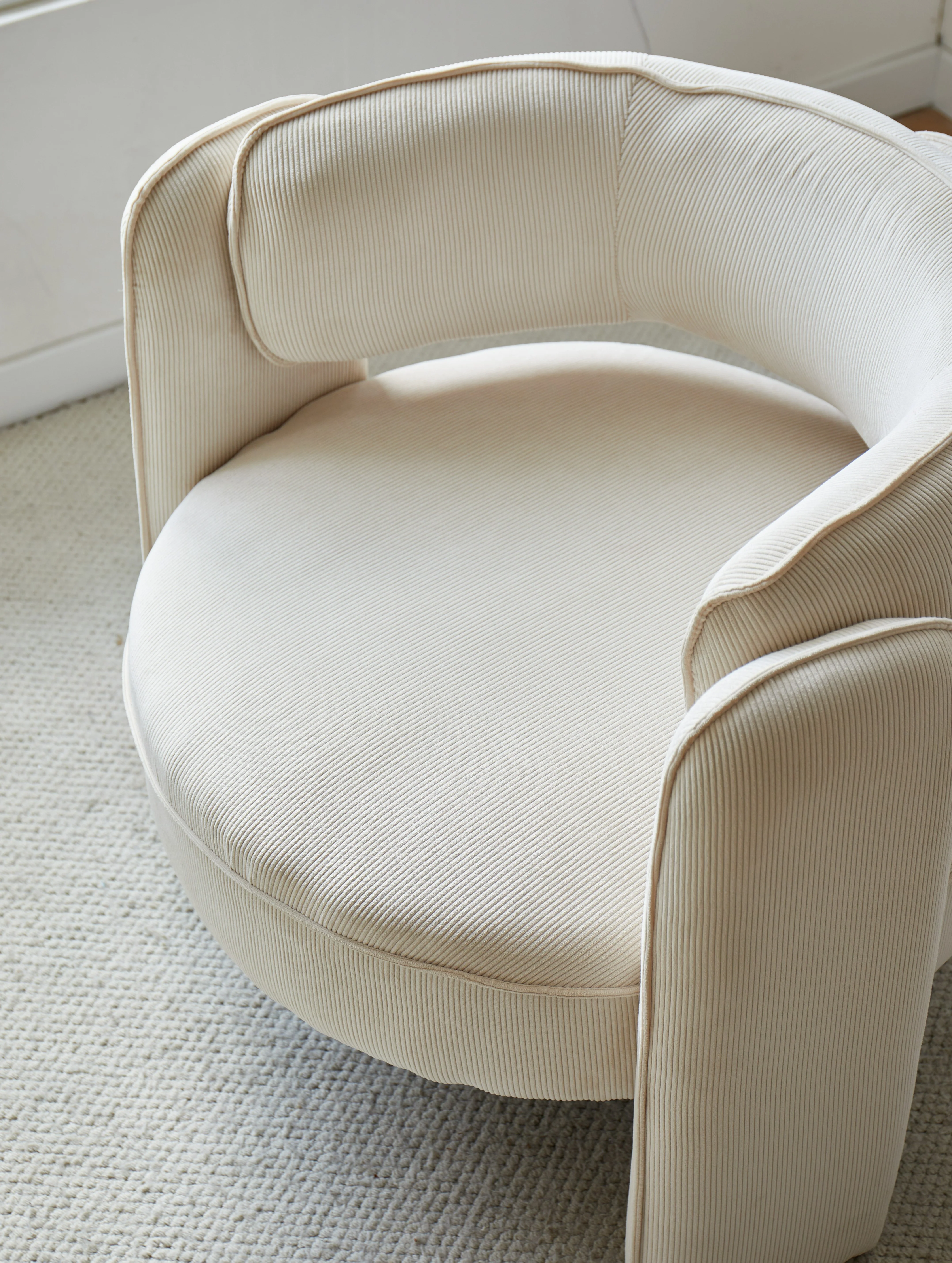 BANGUI - Fauteuil de salon en velours côtelé beige - Image 3