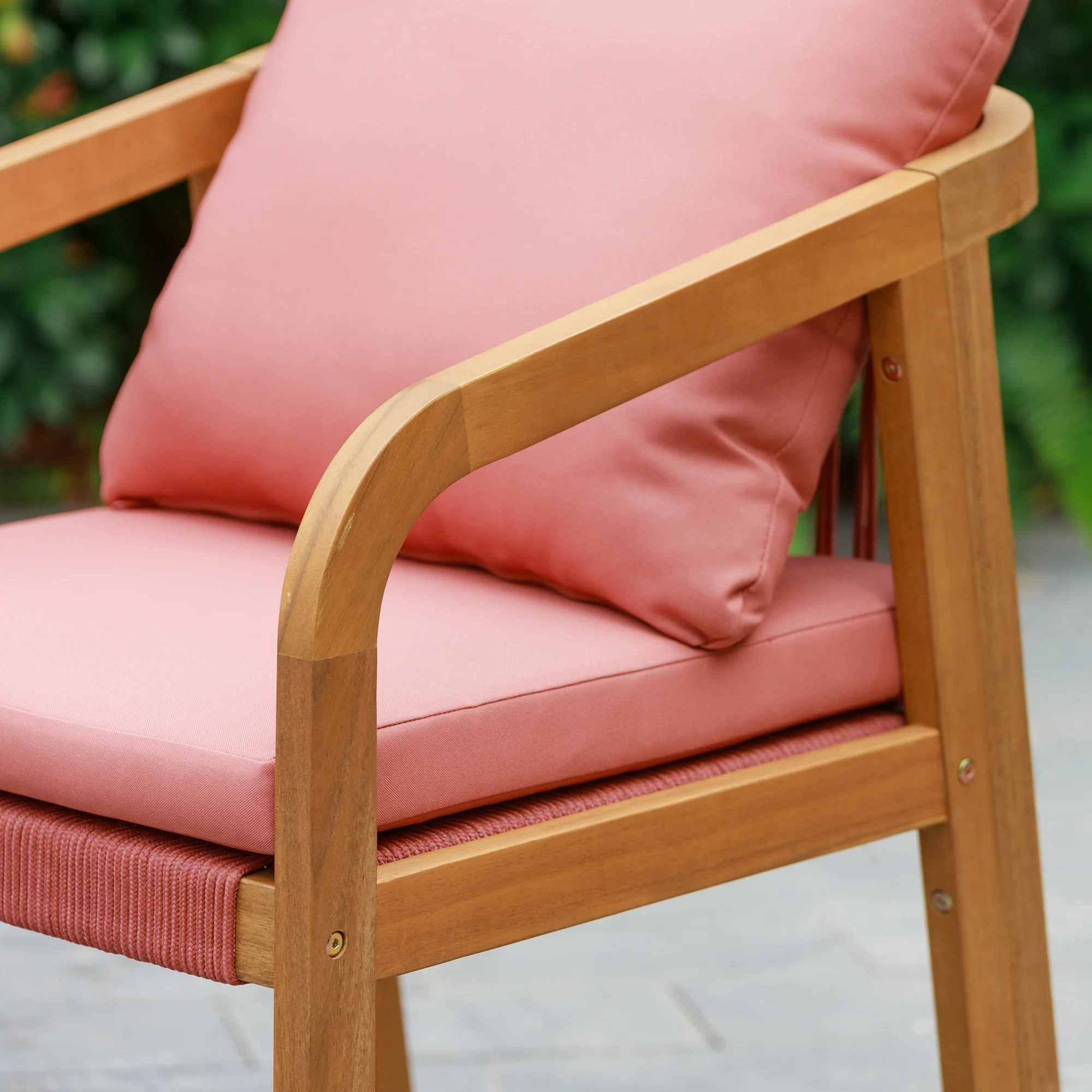 DELGADO - Lot de 2 chaises de jardin en bois massif et tissu rose - Image 9