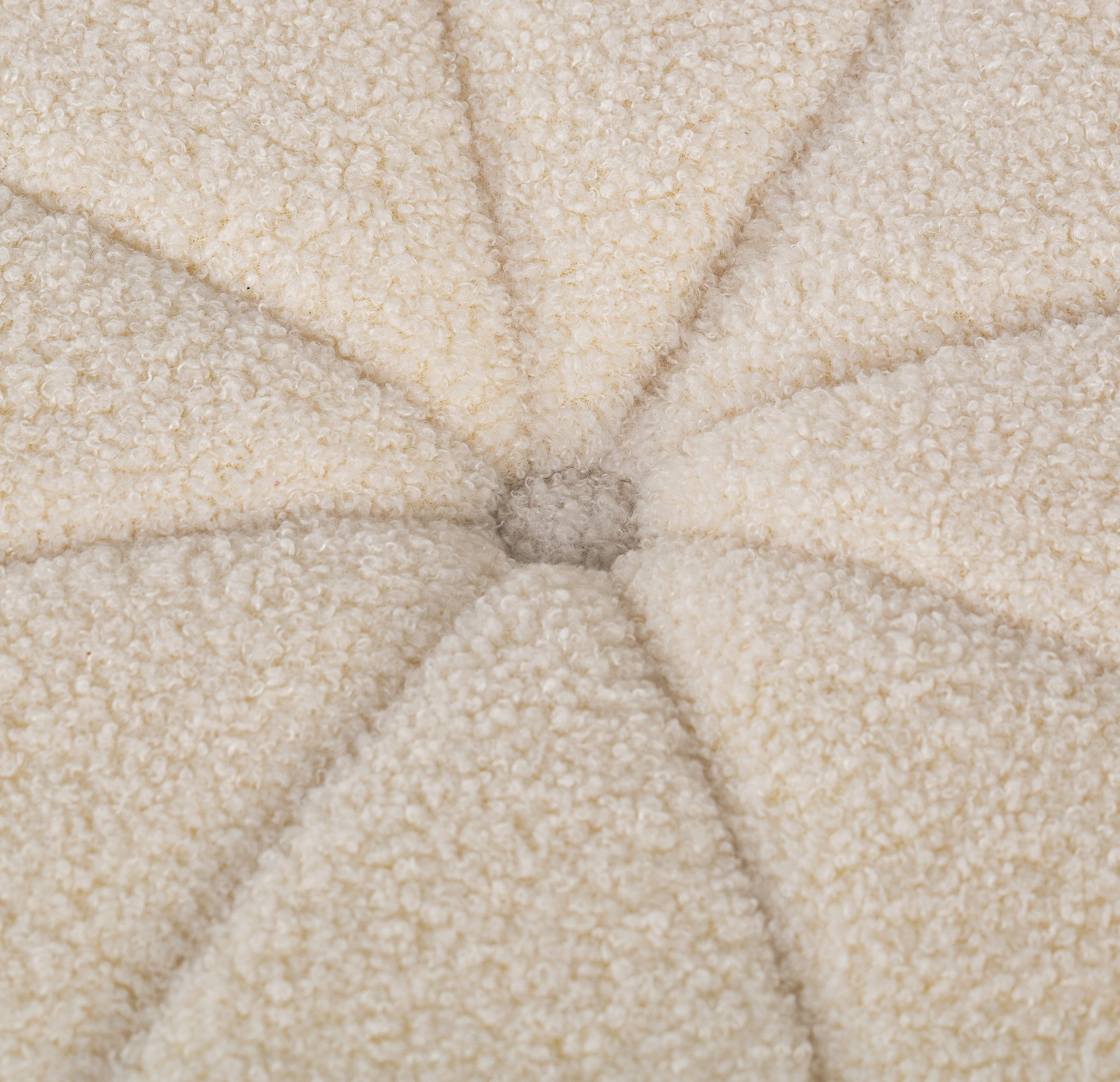 FJORD - Pouf en bouclettes blanches avec rayures - Image 6