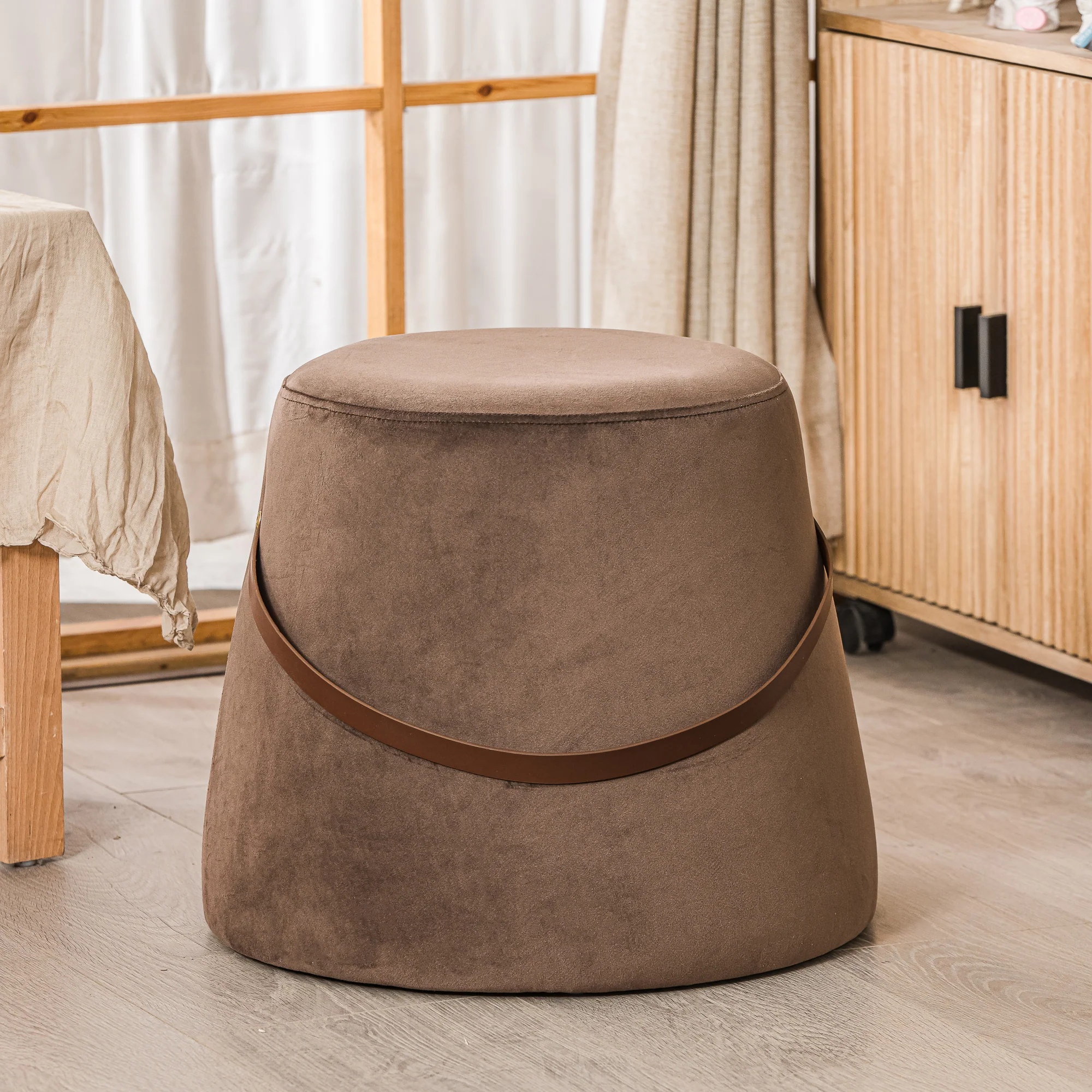 FUJI - Pouf en velours marron avec corde - Image 2