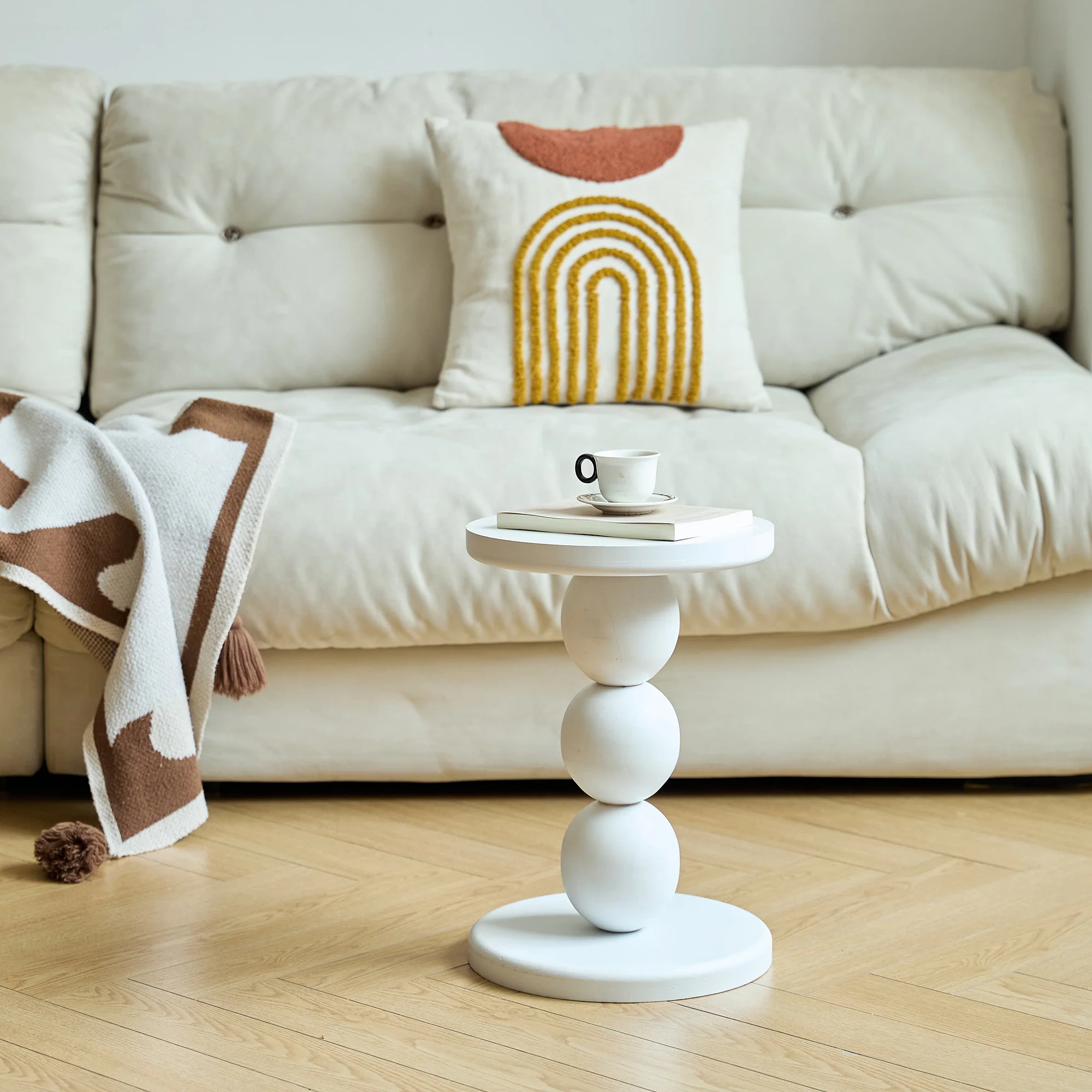 GAVLE - Table d'appoint ronde en bois blanc - Image 5
