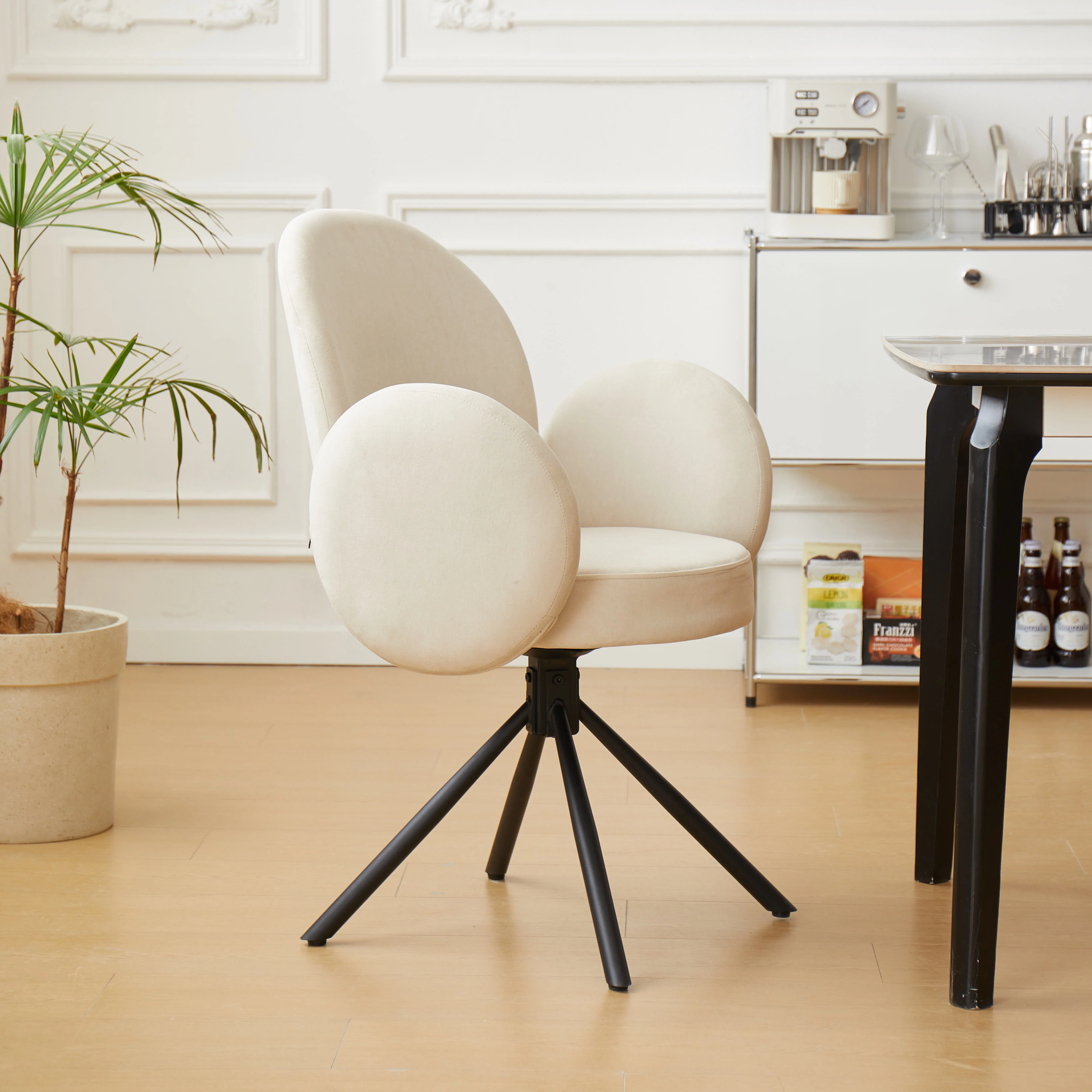 HELSINKI - Lot de 2 chaises swivel rotatives en velours beige et metal - Image 3
