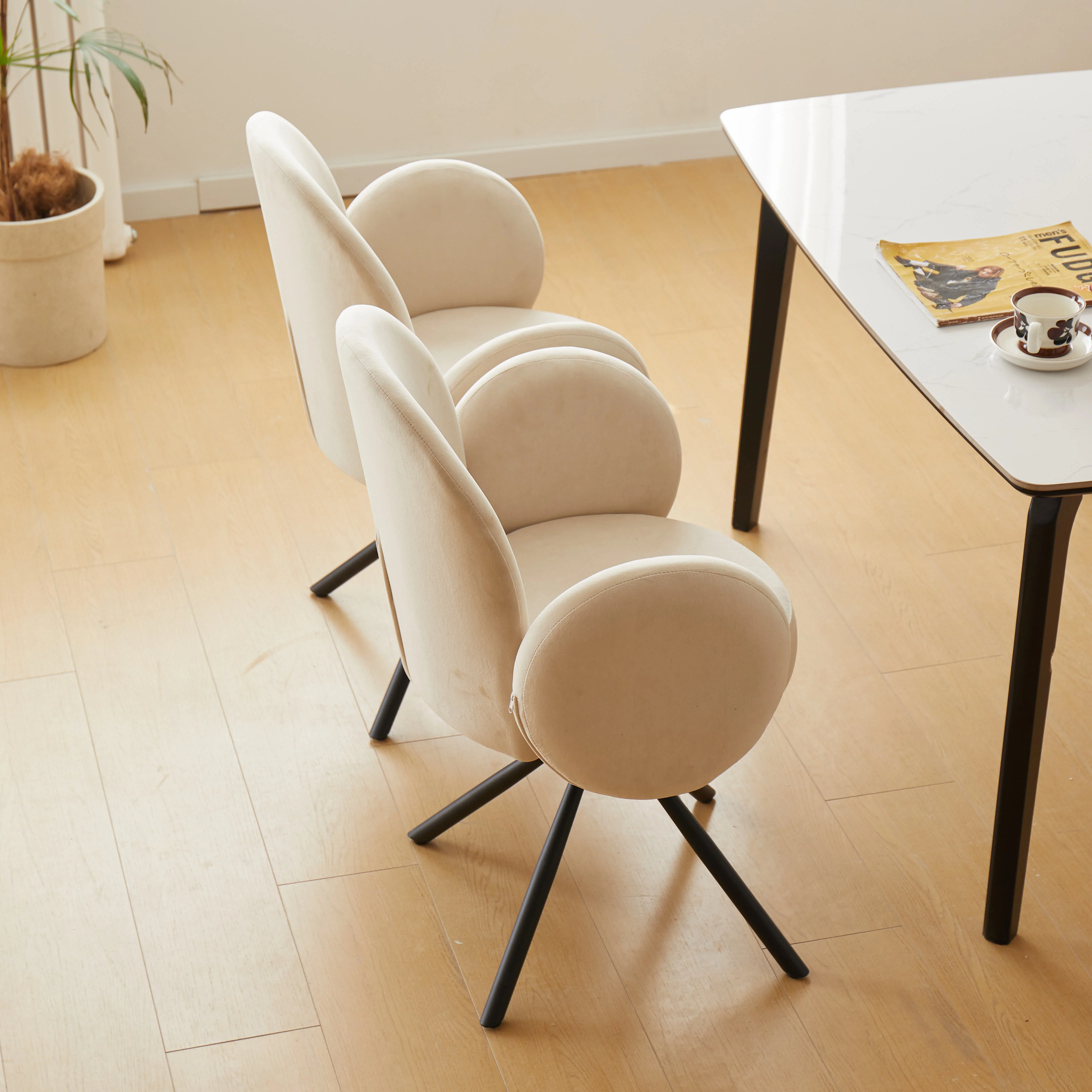 HELSINKI - Lot de 2 chaises swivel rotatives en velours beige et metal - Image 6