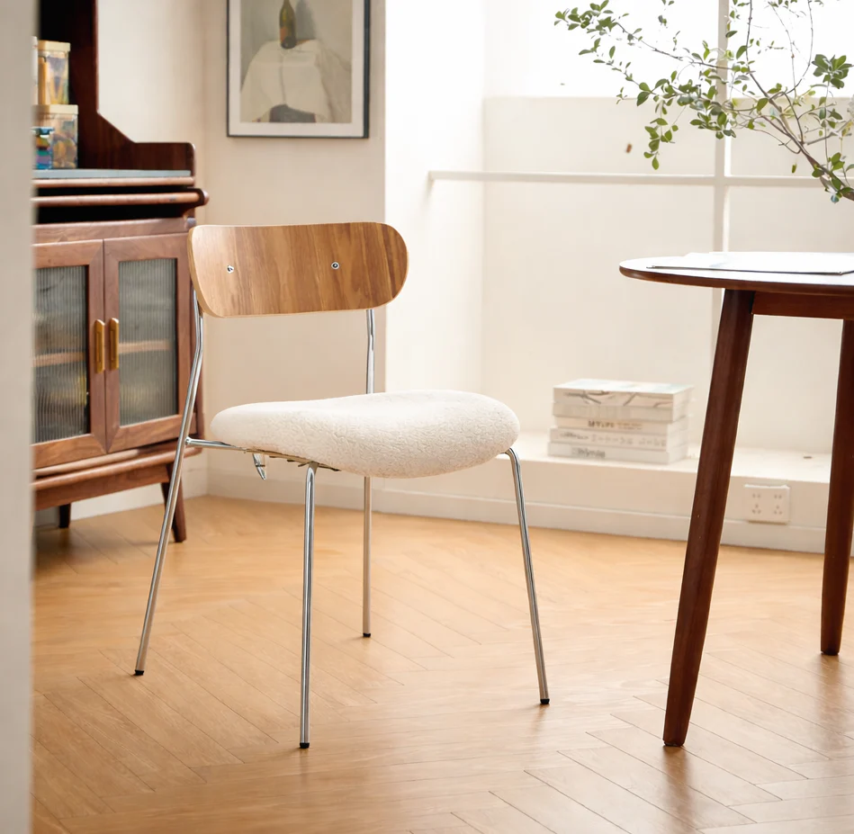 LINCOLN - Lot de 2 chaises industrielles en métal et bouclettes blanc