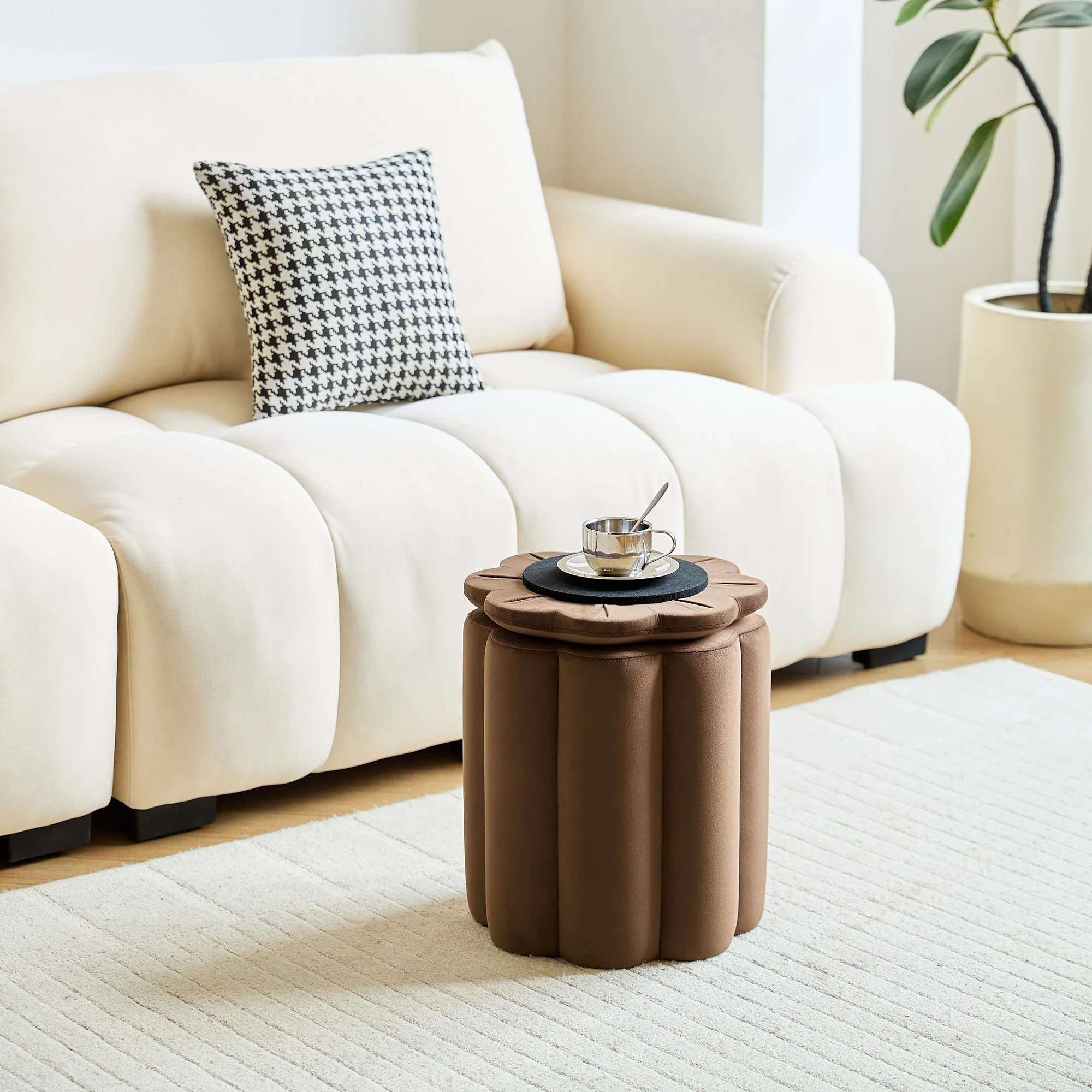 NIGATA - Pouf de salon avec rangement en velours marron - Image 3