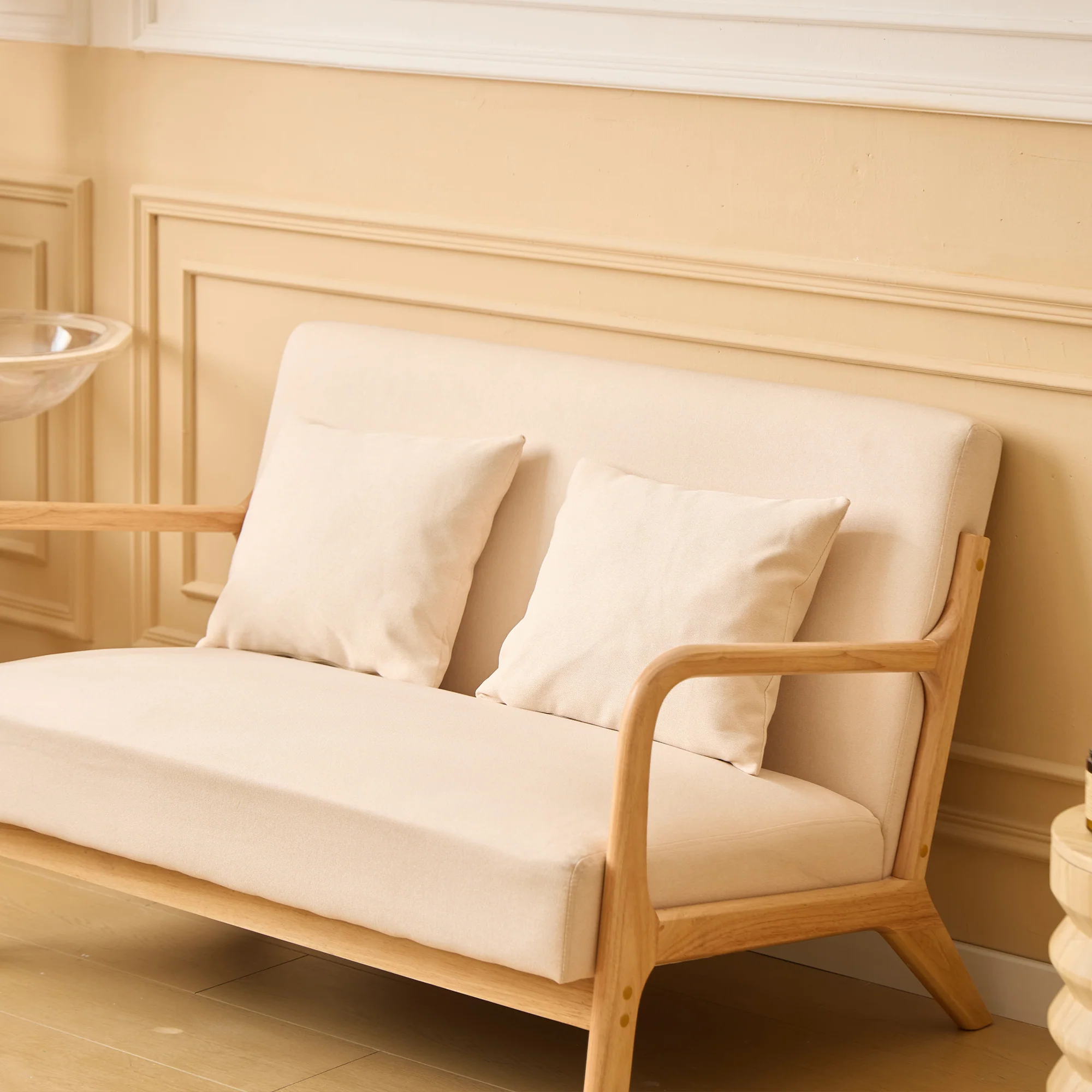 OHAMA - Banquette scandinave 2 places en bois et tissu beige - Image 4