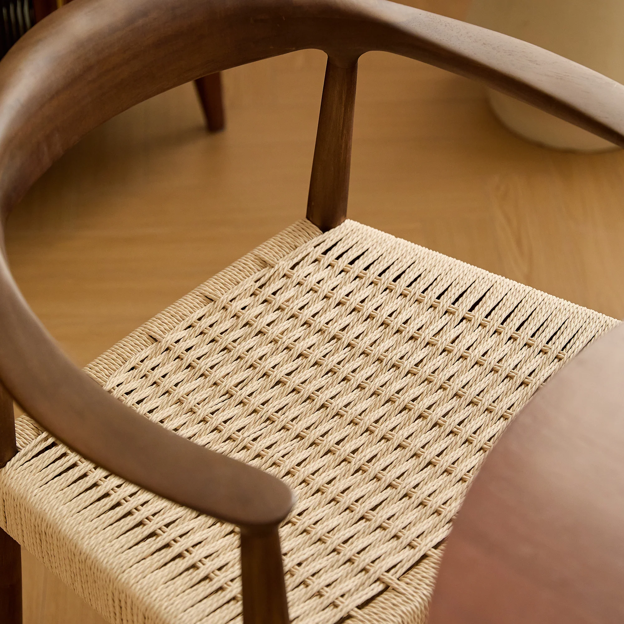 SALTA - Lot de 2 chaises de salle à manger en bois foncé et corde - Image 3