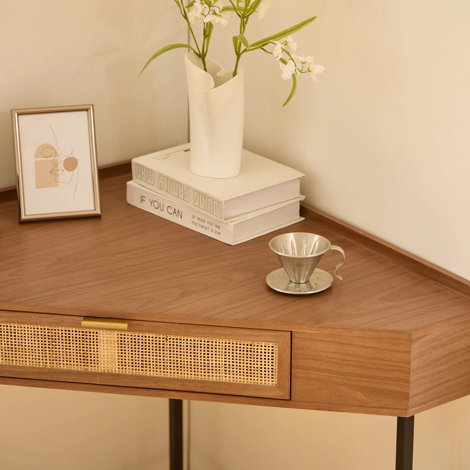 SETO - Bureau d'angle en bois de noyer et rotin 1 tiroir - Image 7