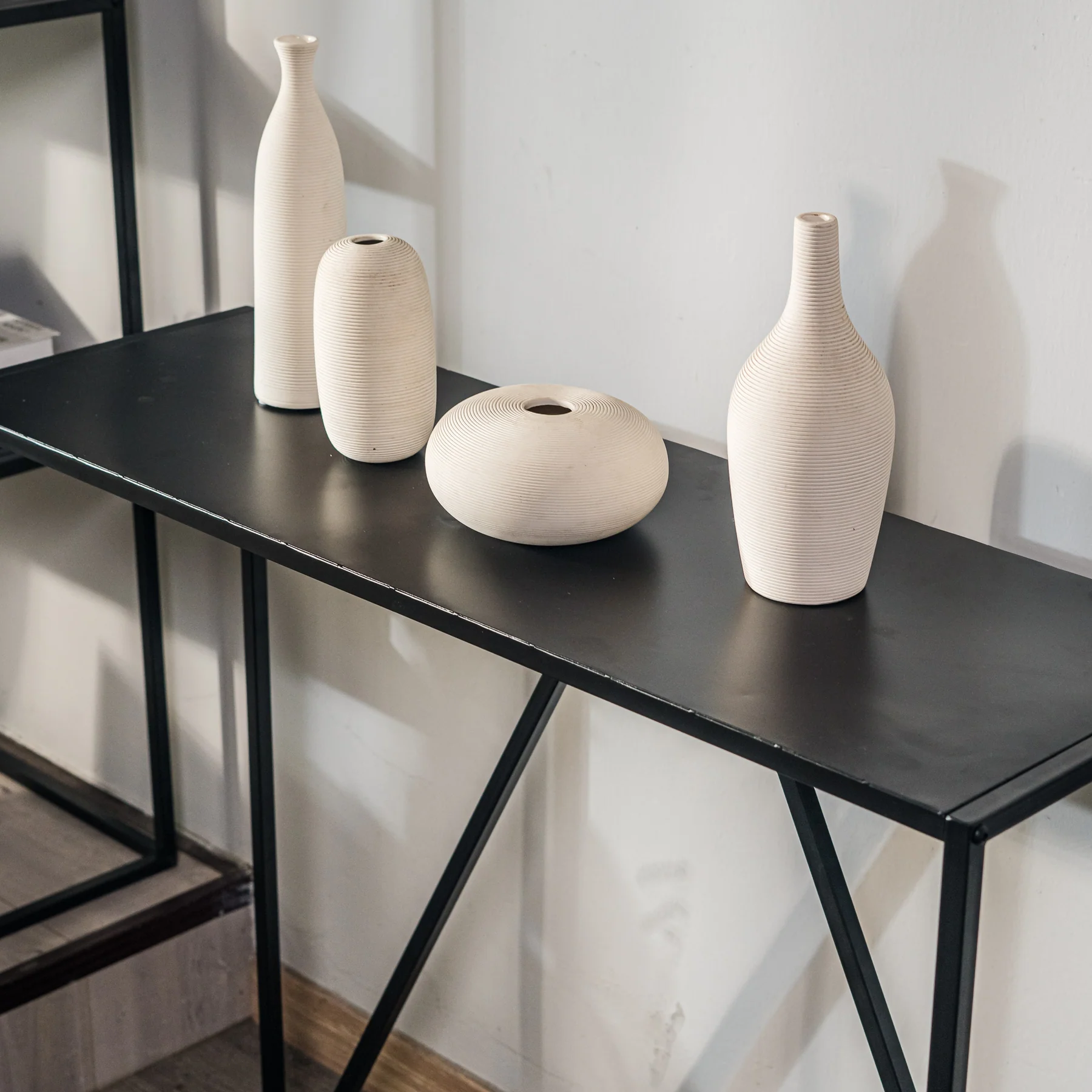 SOLNA - Console style industriel en métal noir - Image 3