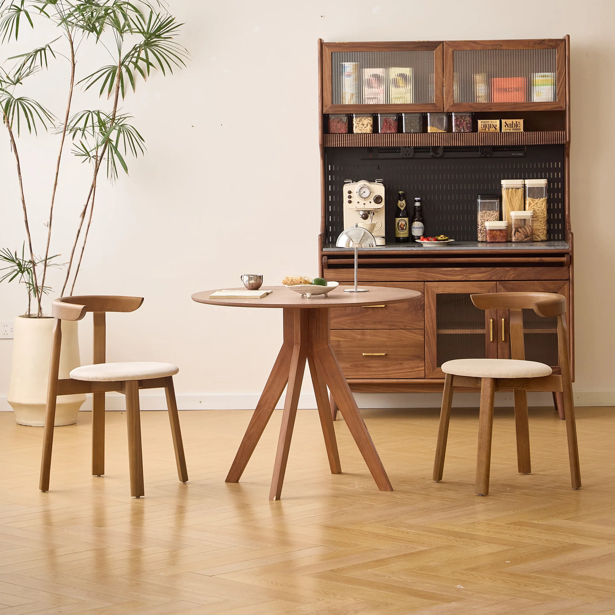 SYOTE - Lot de 2 chaises de salle à manger en bois foncé et tissu beige - Image 3