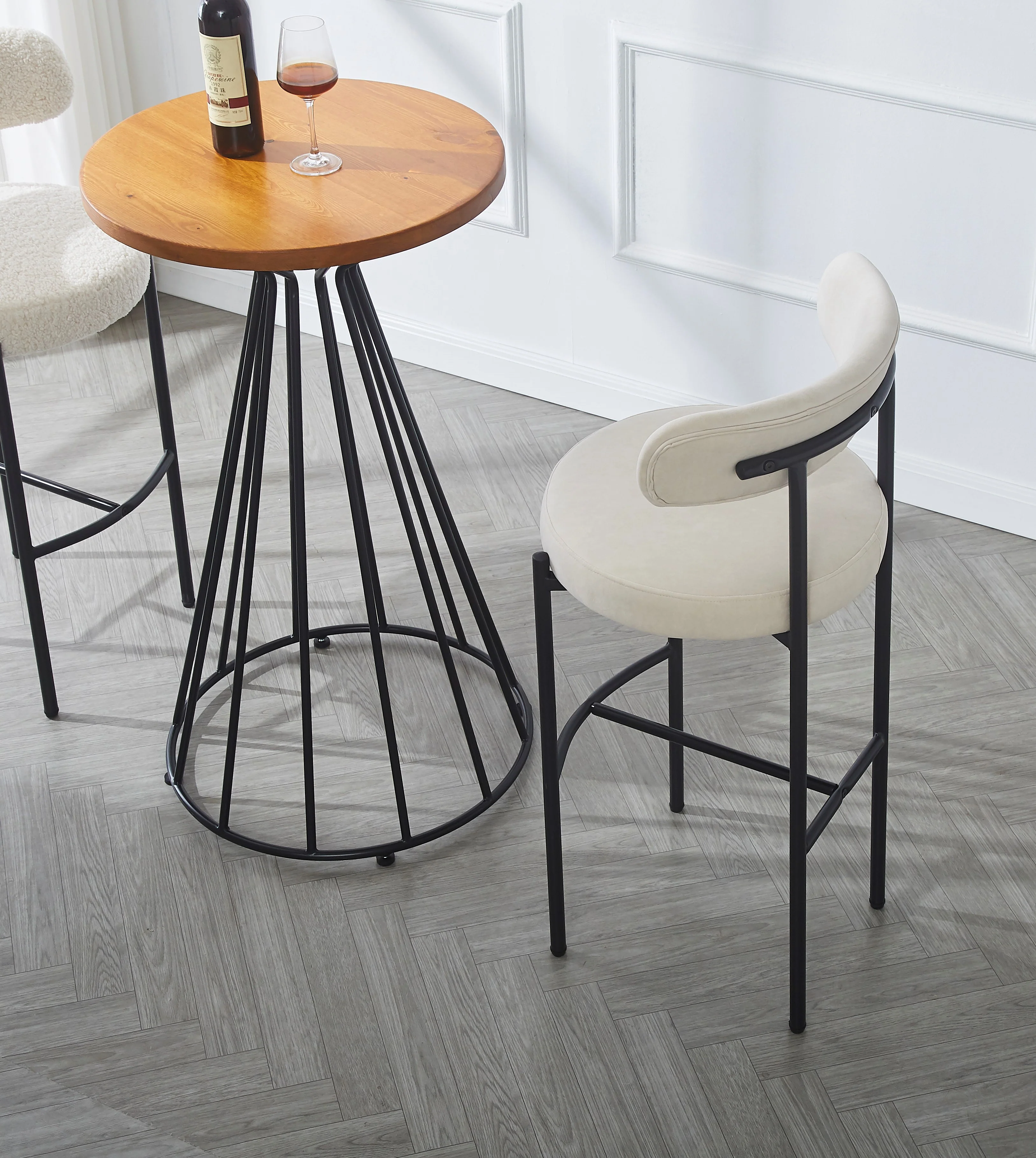 LARS - Lot de 2 tabourets de bar en métal et velours beige - Image 4