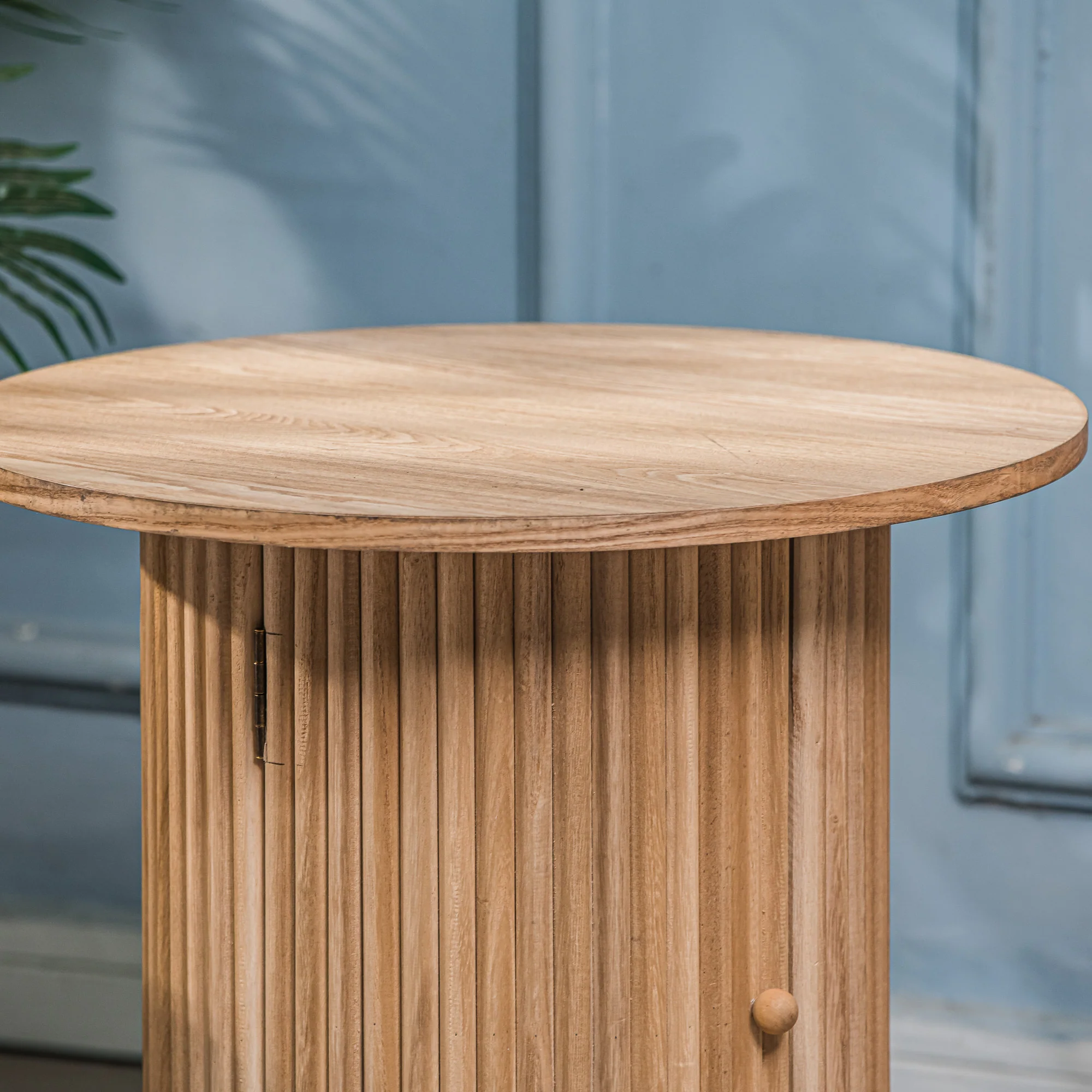 TRINIDAD - Table d'appoint en bois massif coloris naturel - Image 4