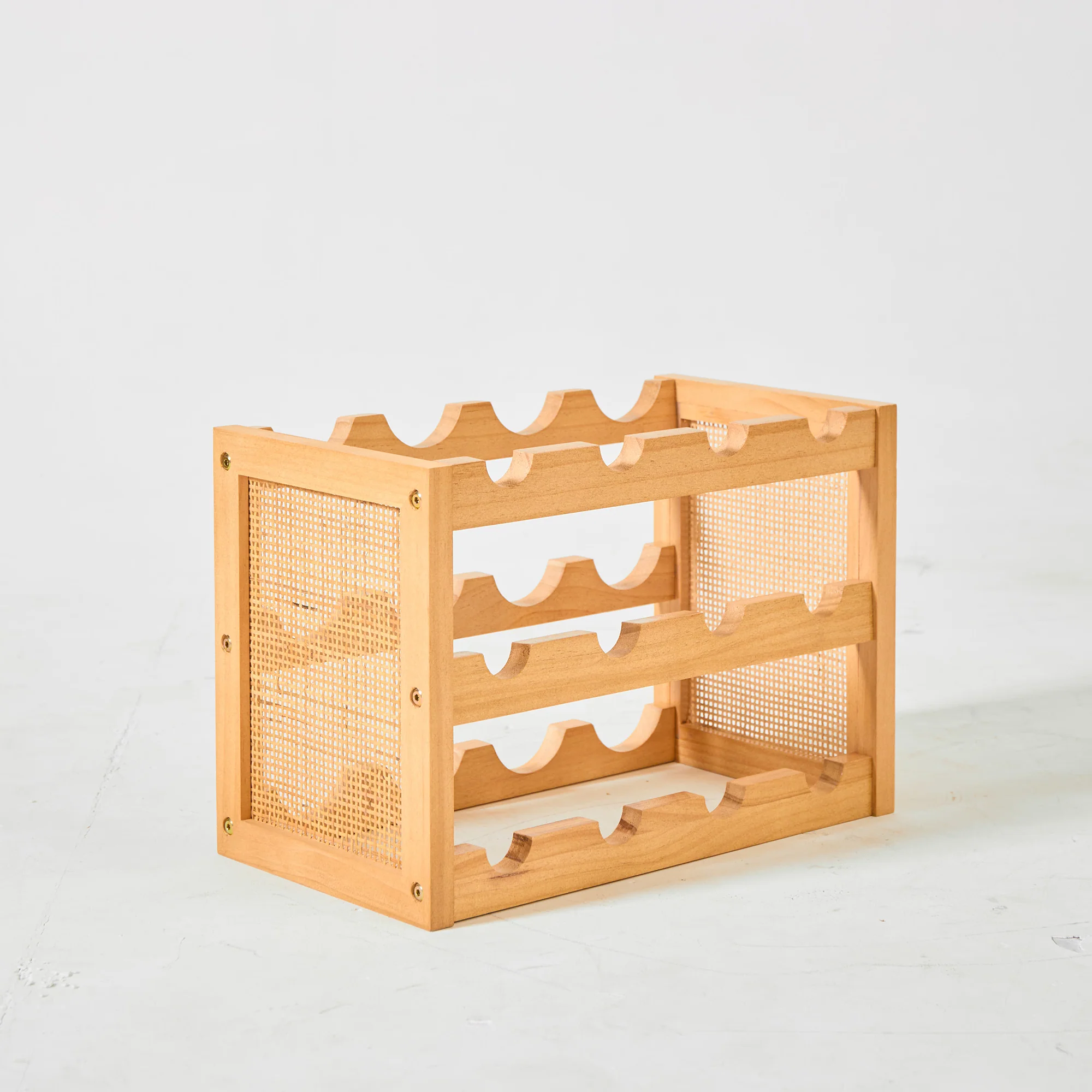 VISBY - Porte-bouteilles en bois et rotin naturel - Image 6